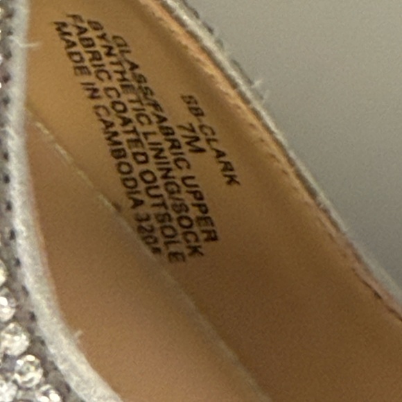 Betsey Johnson Women's Clark Pump Size 7‎ sparkle elegant slighback heels - Picture 6 of 7
